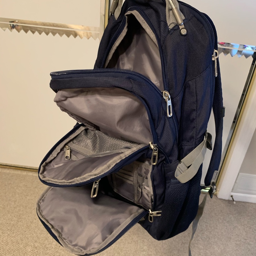 High Sierra Backpack - Picture 2 of 3